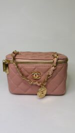 Pudra Kapitone Zincir Askılı Mini Çanta