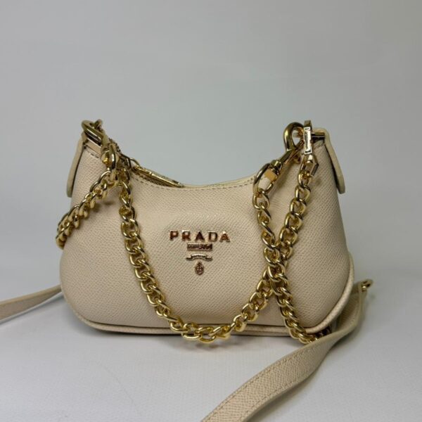 Krem Zincir Askılı Mini Omuz Çantası