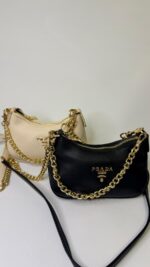 Siyah Zincir Detaylı Mini Omuz Çantası - Görsel 3