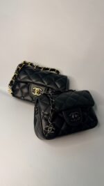 Chanel Mini Kapaklı Detaylı Omuz Çantası - Görsel 3